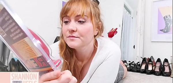  HUGE RED BUTT PLUG UNBOX   DIRTBOX STRETCH - Shannon Heels